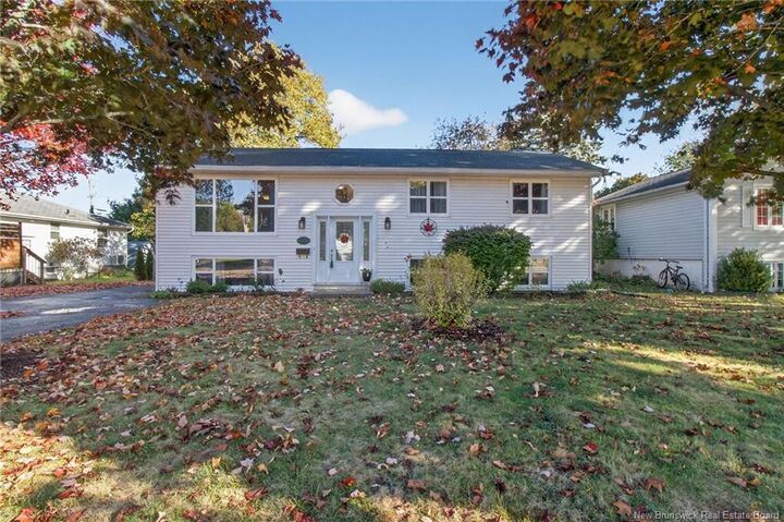 68 Ealey Crescent  Riverview NB E1B 1E8 photo
