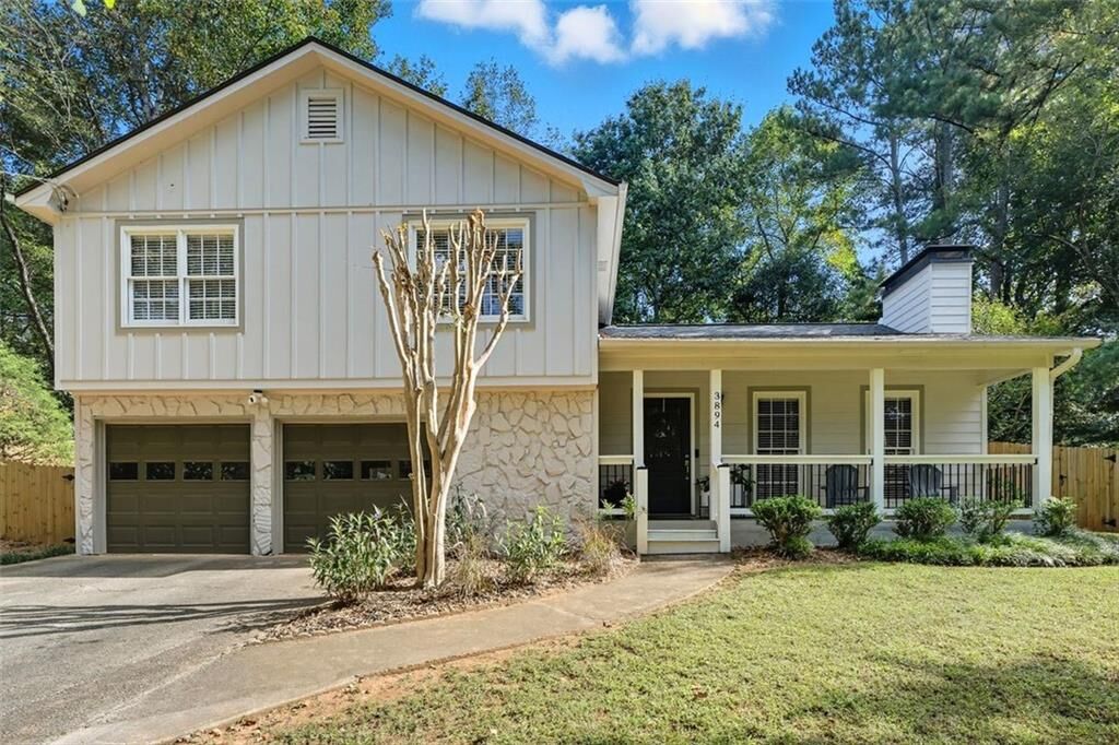 Property Photo: 3894 Dollar Circle GA 30024