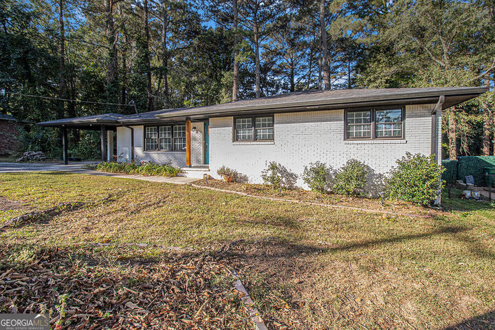 Property Photo: 2425 Clifton Springs Road GA 30034