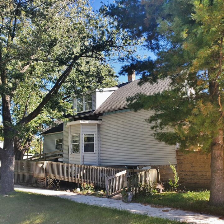 Property Photo: 1621 W 10th Street IN 46360