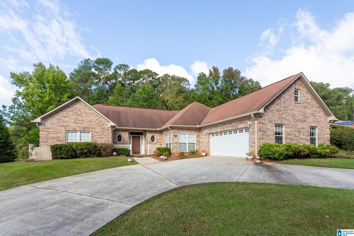 Property Photo: 100 Shamrock Road AL 36207