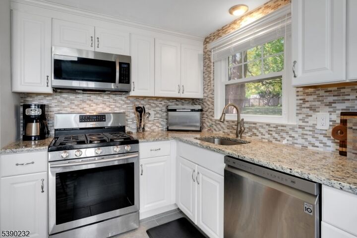 Property Photo: 41 Hawthorne Ave NJ 07950
