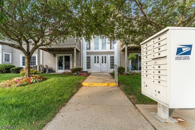 Property Photo:  5103 Austin Ct 3  NJ 07840