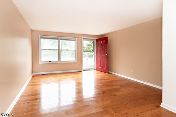 Property Photo:  7 Emmett Ave Unit D  NJ 07960 