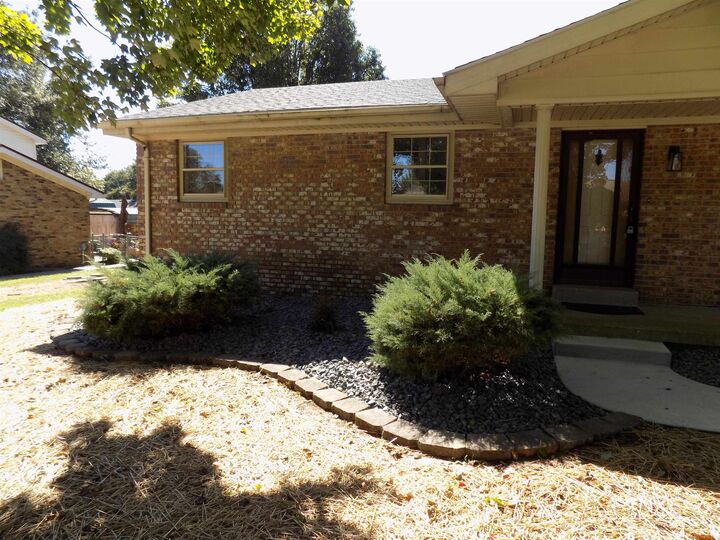 Property Photo:  961 Osage Dr  KY 42420 