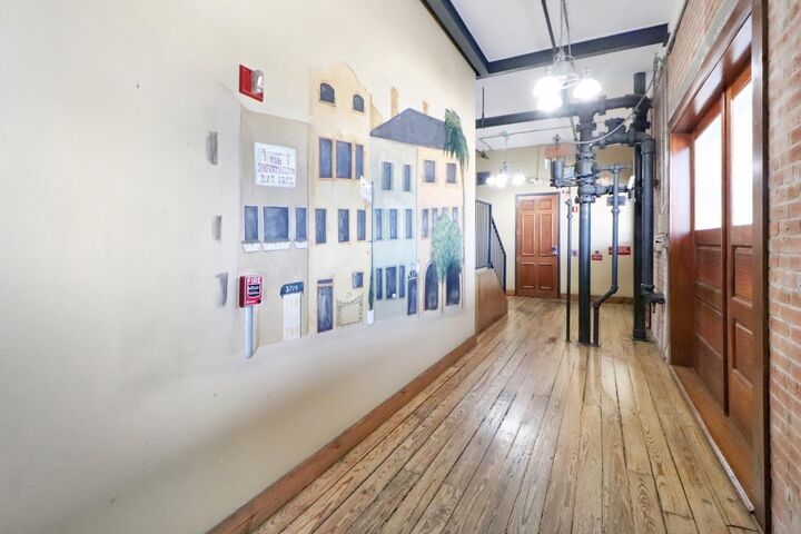 Property Photo: 1011 Wood Street 203A TX 77002
