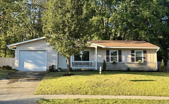 Property Photo:  3842 W Fairington Drive  IN 47403 