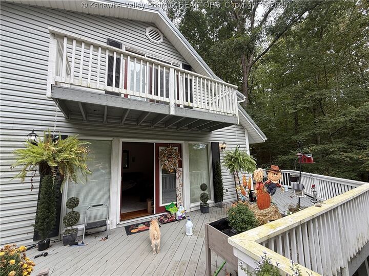 Property Photo:  50 Mountaineer Heights Drive  WV 25071