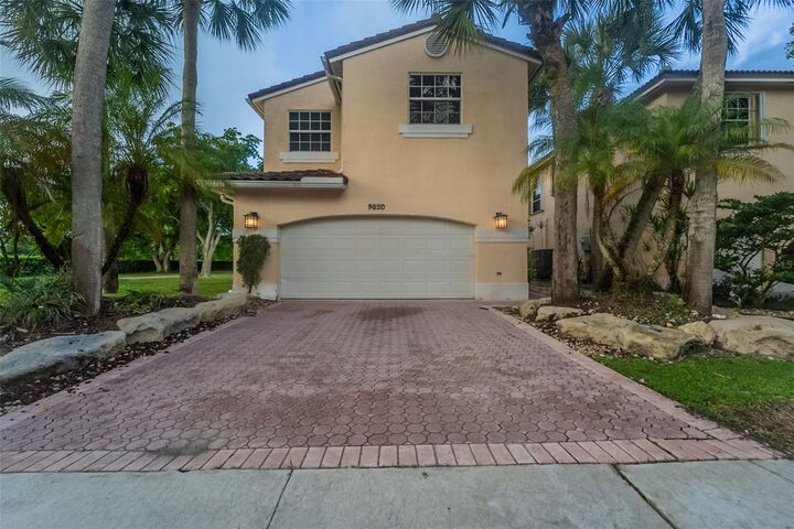 9820 Fairway Cove Lane  Plantation FL 33324 photo