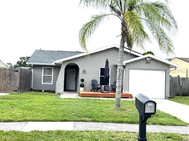 Property Photo:  215 Cedar Key Court  FL 34677 