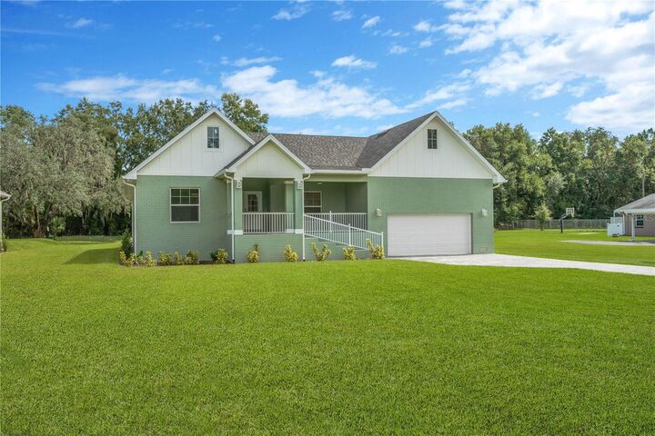 12484 Green Oak Lane  Dade City FL 33525 photo