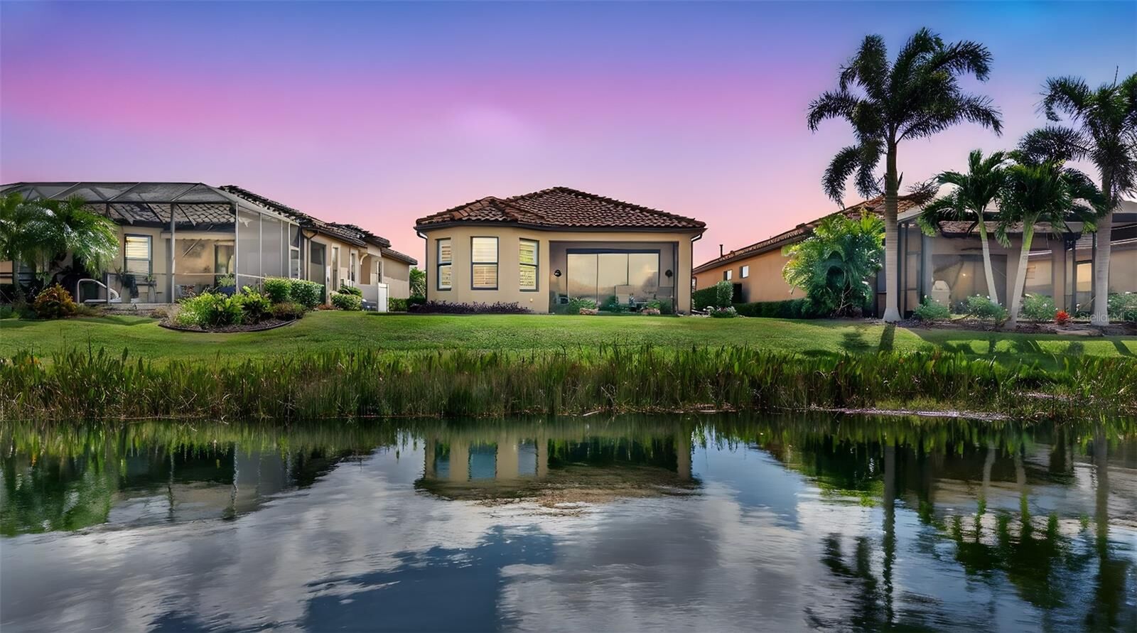 Property Photo: 13327 Torresina Terrace FL 34211