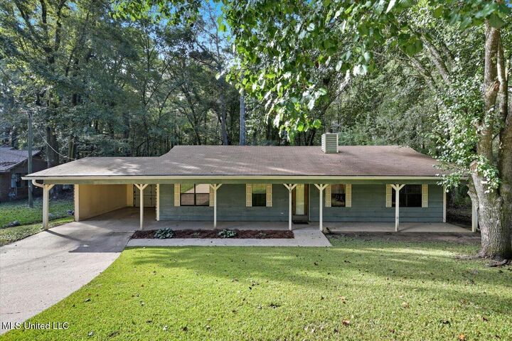 Property Photo: 190 Valley Drive MS 39154
