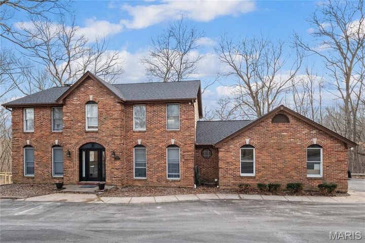 Property Photo: 19250 River Ridge Lane MO 63005