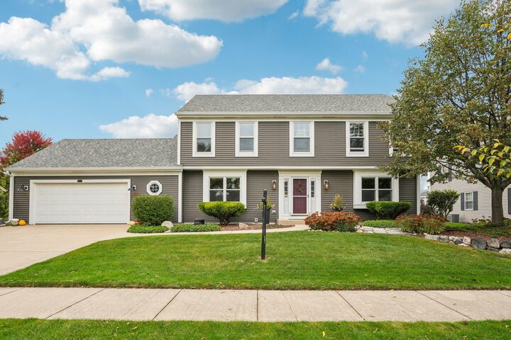 N105w6300 Brenton Ln  Cedarburg WI 53012 photo