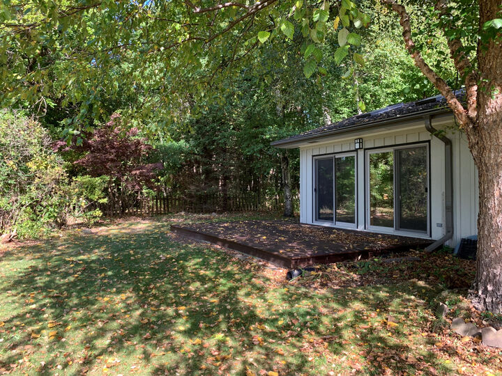 Property Photo: 700 Kentwood Dr WI 53402