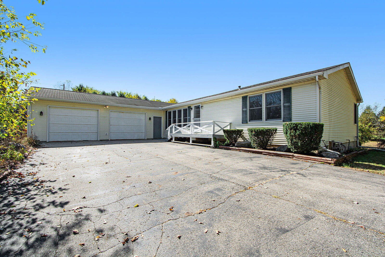 Property Photo:  1202 Chapel Road  MI 49269 