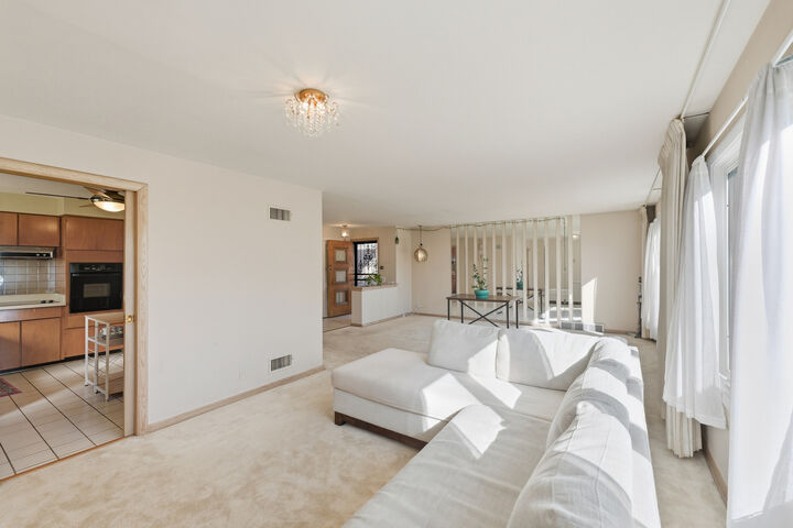 Property Photo: 9020 S Constance Avenue IL 60617