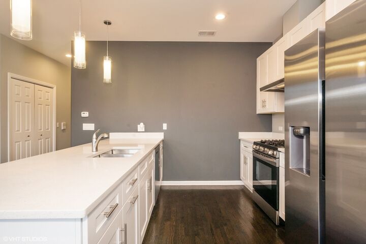 Property Photo: 2910 S Archer Avenue 2B IL 60608