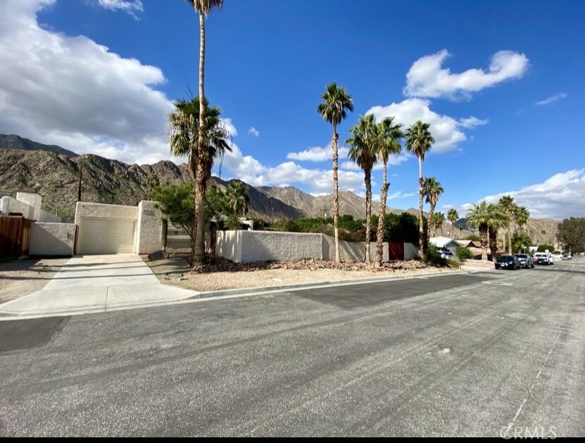 Property Photo:  52355 Avenida Rubio  CA 92253 