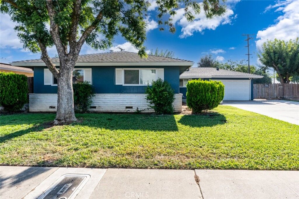 Property Photo:  2602 10th Avenue  CA 95340 