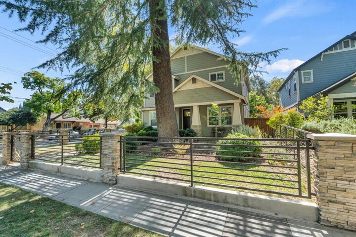 Property Photo: 3846 T Street CA 95816