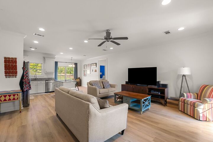 Property Photo: 1002 Pebble Creek MS 38655