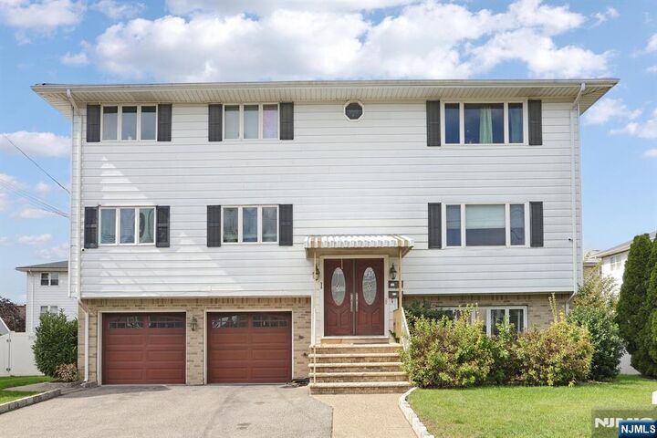 1 Rossi Court  South Hackensack NJ 07606 photo