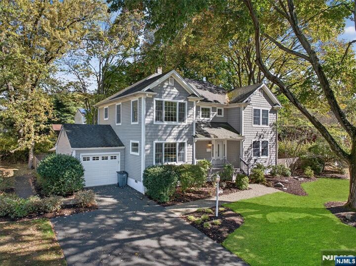 46 Elbert Court  Ramsey NJ 07446 photo
