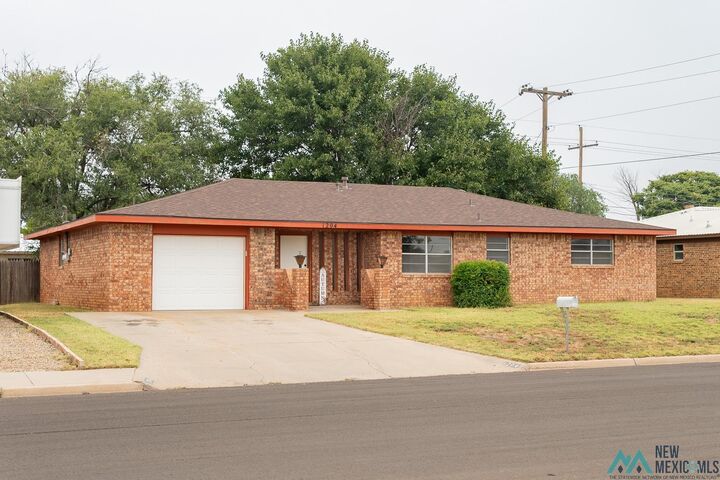 Property Photo: 1204 Sandia Drive NM 88101