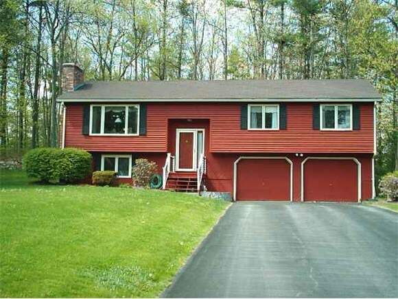 Property Photo: 8 Oxbow Ln NH 03038