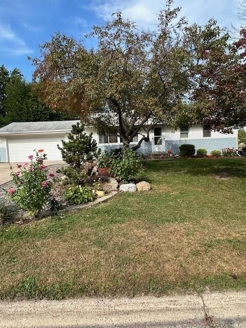 Property Photo: 7850 61st Avenue N MN 55428