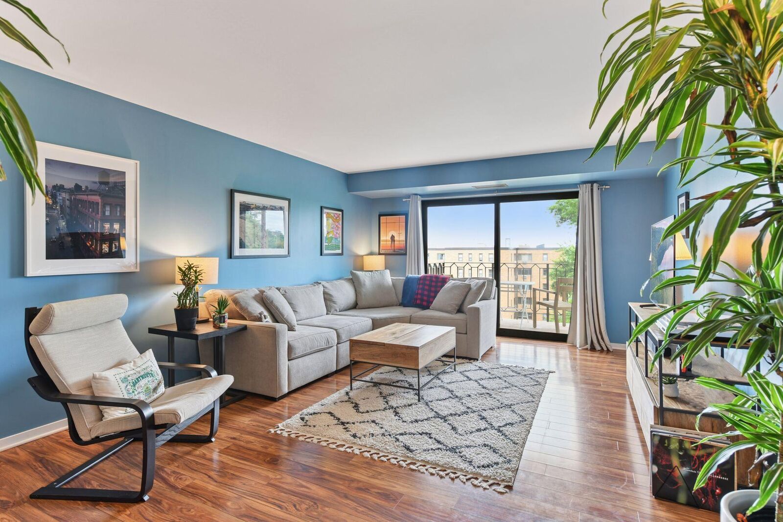 Property Photo: 3131 Excelsior Boulevard 508 MN 55416
