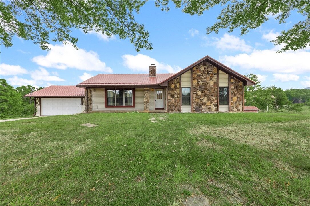 Property Photo: 6555 Whispering Pine Road AR 72601