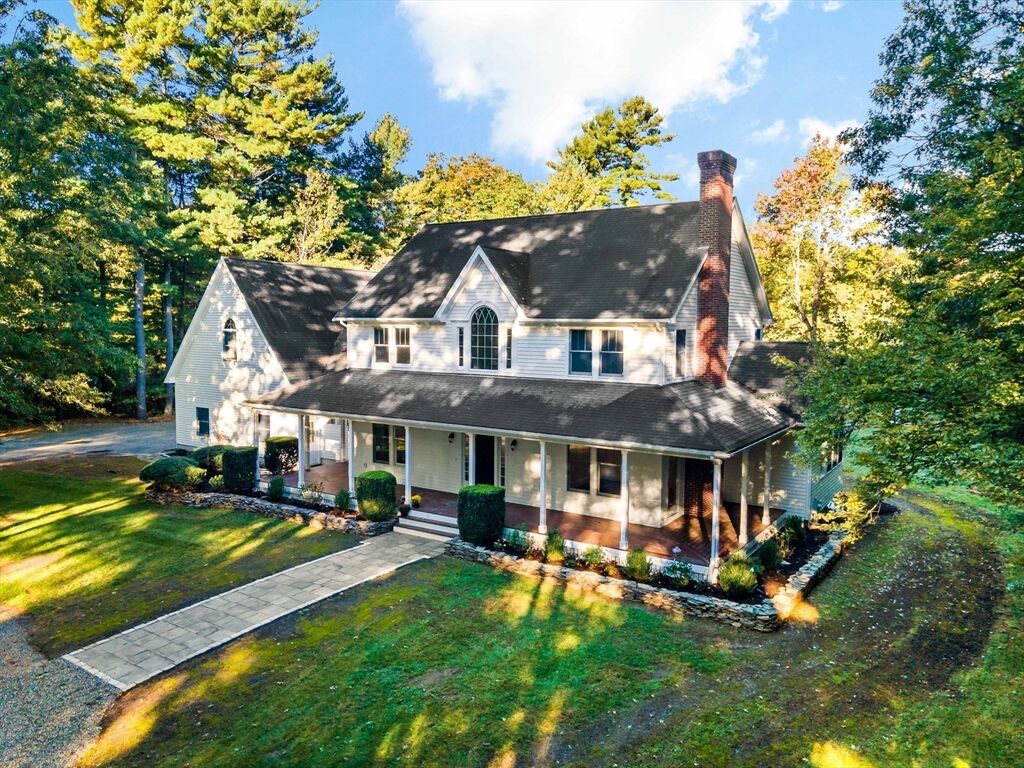 Property Photo:  7 Brayton Woods Drive  MA 02769 