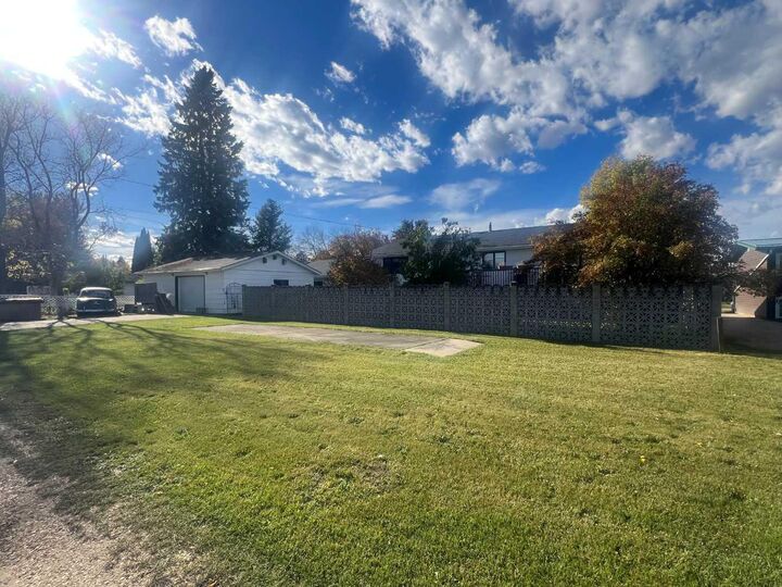 Property Photo:  309 4 Street NE  AB T0G 2A2 