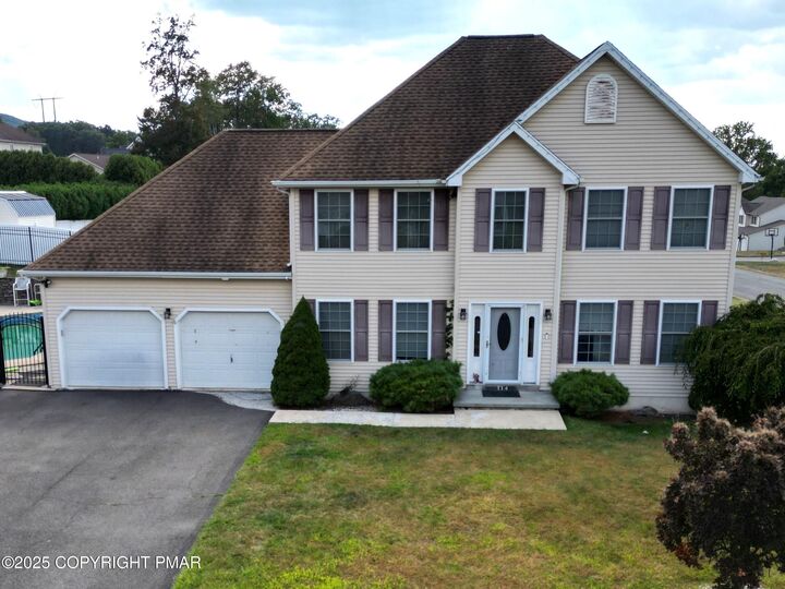 114 Kestrel Road  Mountain Top PA 18707 photo