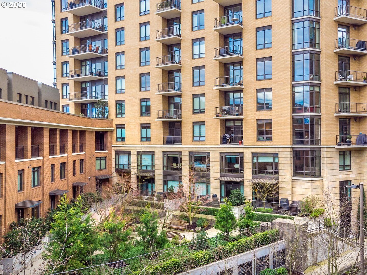 Property Photo:  2351 NW Westover Rd 312  OR 97210 