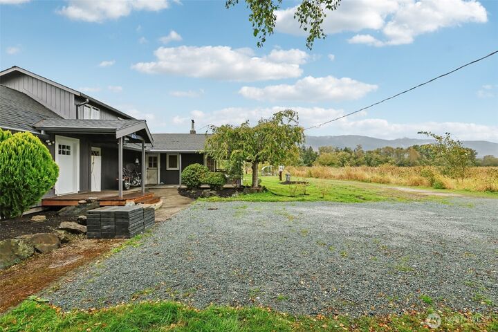 Property Photo: 8754 Peavey Road WA 98284