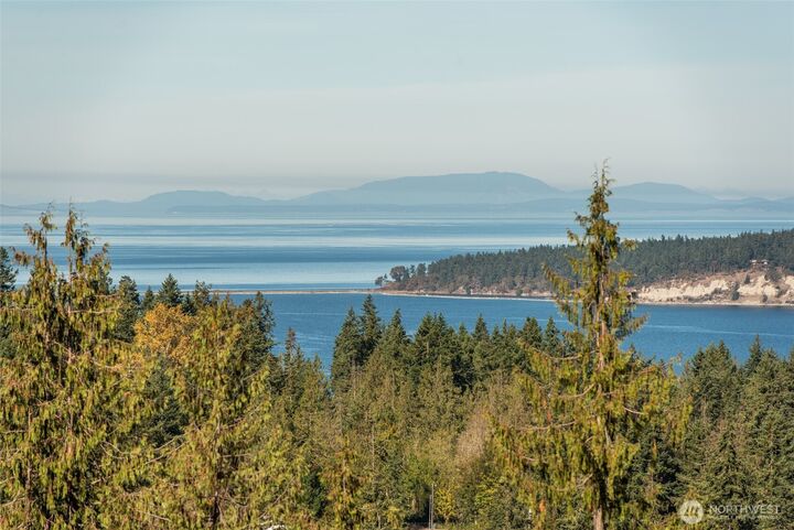 Property Photo:  337  Louella Road  WA 98382 