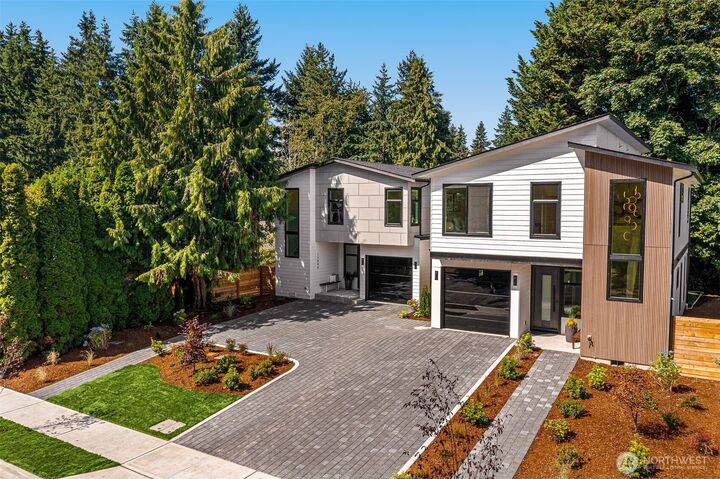 Property Photo:  13047  111th Avenue NE  WA 98034 