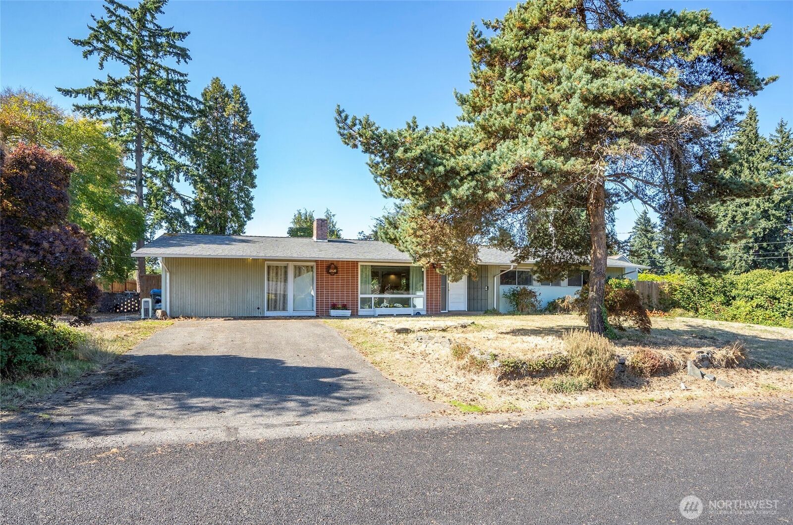 Property Photo:  13520  13th Avenue Ct E  WA 98445 