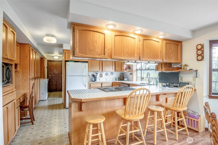 Property Photo:  2909  13th Street SW  WA 98373