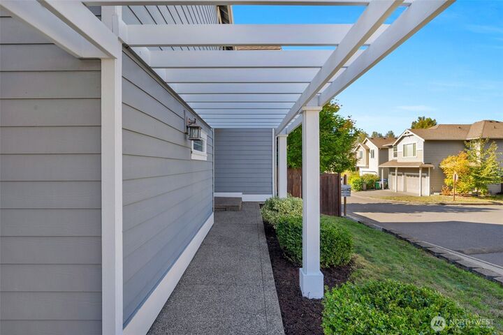 Property Photo: 17404 14th Avenue SE WA 98012