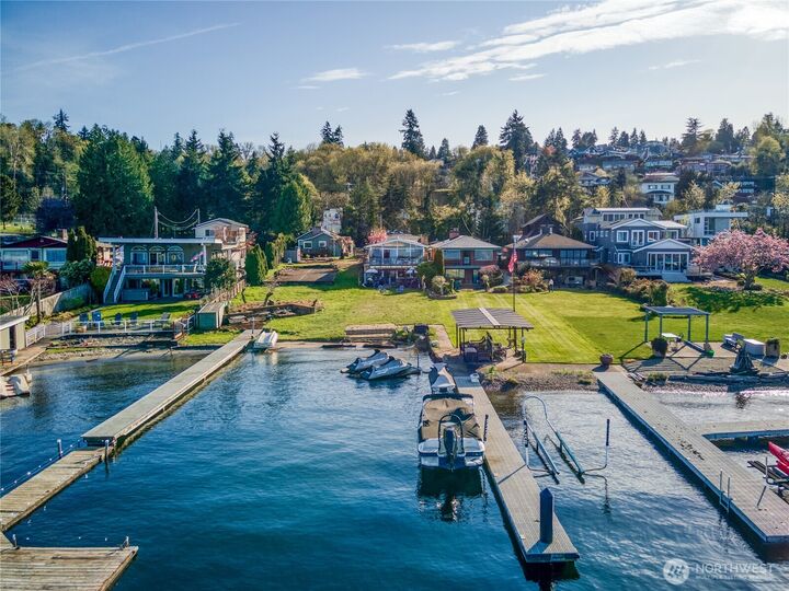 Property Photo: 10008 Rainier Avenue S WA 98178