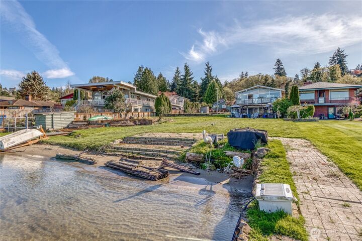 Property Photo: 10008 Rainier Avenue S WA 98178