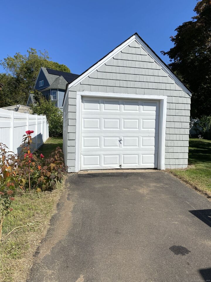 Property Photo:  103 Saltonstall Parkway  CT 06512 