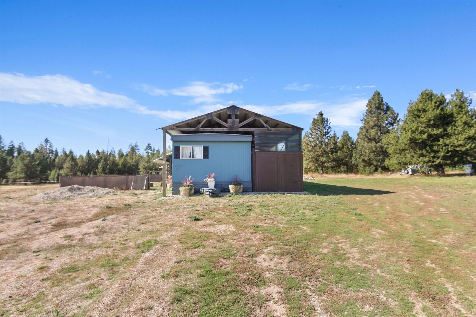 Property Photo:  503 W Bridges Rd #5  WA 99006 