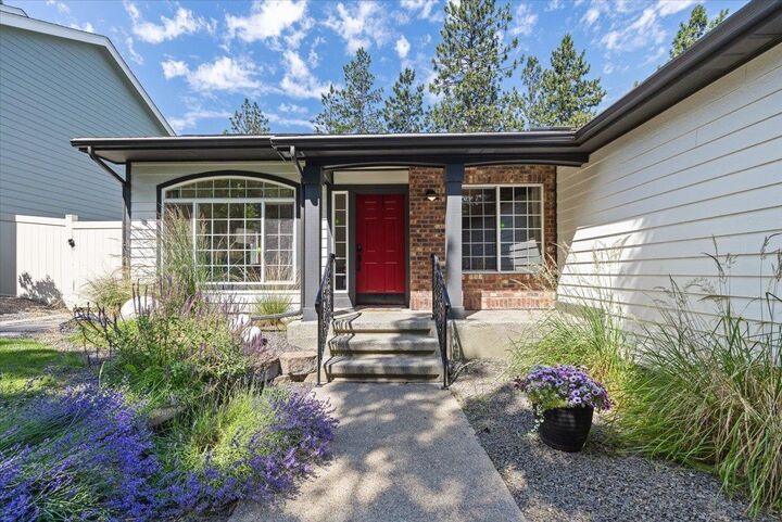 Property Photo: 4108 S Greystone Ln WA 99223