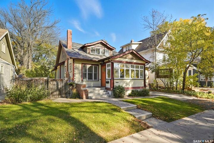 217 7th Street E  Saskatoon SK S7H 0W9 photo